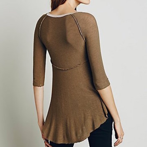 Free People Top “Weekend Layering” (canteen)  NWT - Picture 2 of 2